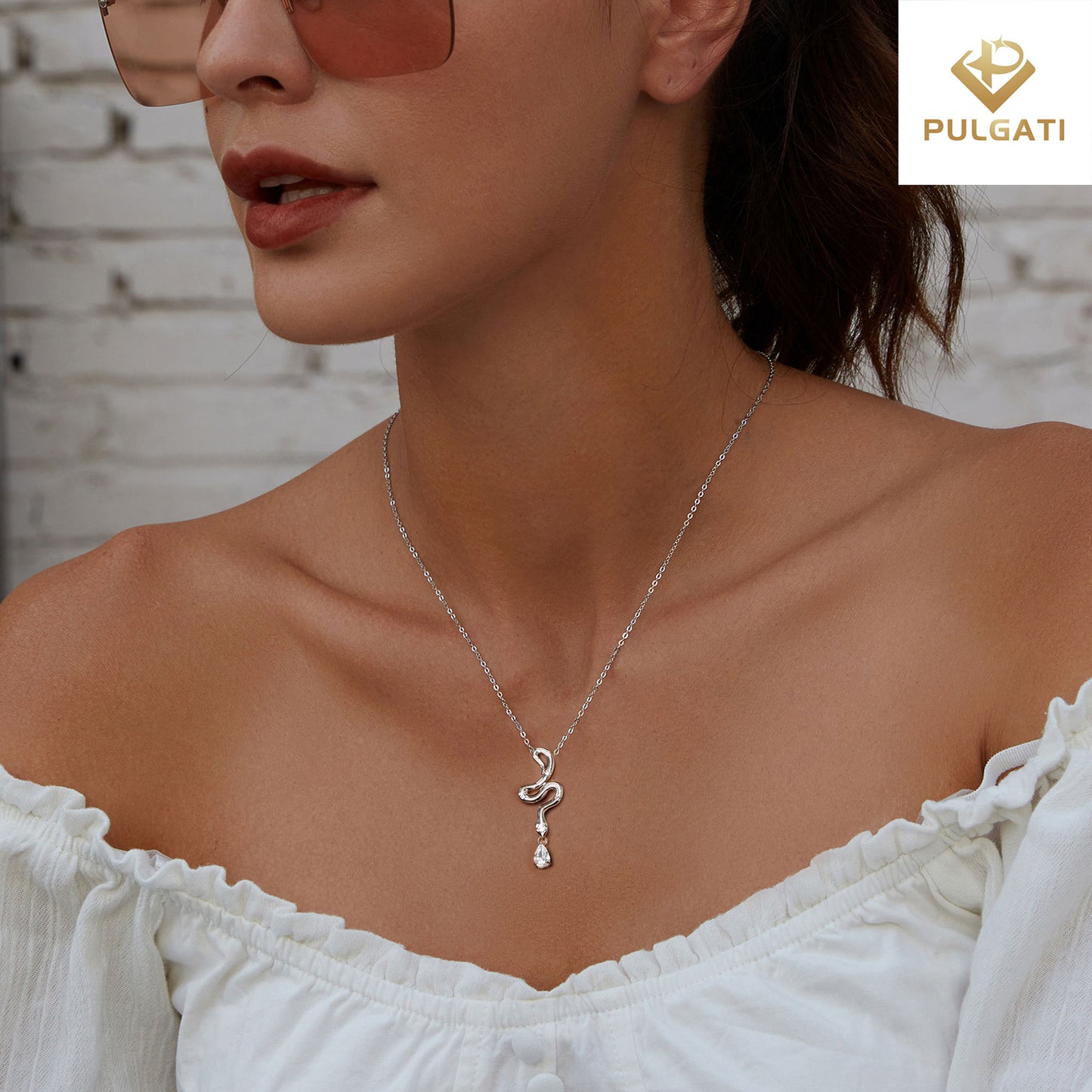 Pulgati Snake Necklace in Gold Plated 925 Sterling Silver with Water Drop-cut Cubic Zirconia (CZ) Gemstones.